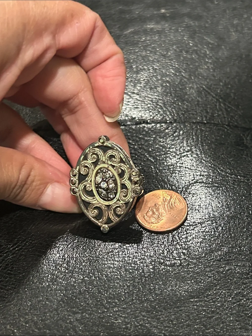 Brighton Mumtaz Silver-Tone Oval Filigree Ring with Clear Stones